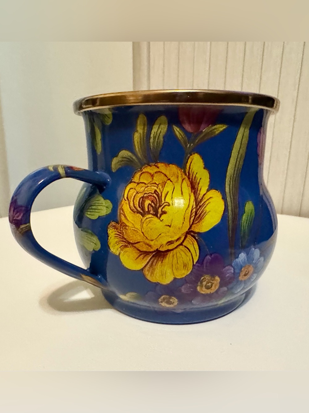 MacKenzie Childs Blue Lapis Flower Market Enamel 16 oz Mug Coffee Tea Gold Rim - Picture 4 of 6